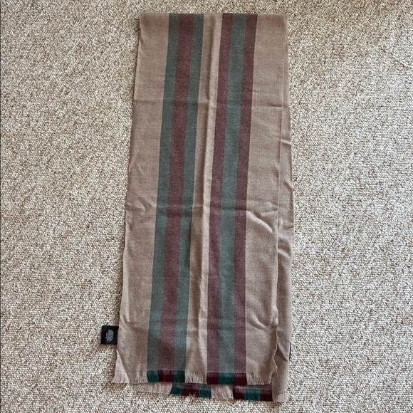 Gucci Stripe scarf - Picture 3 of 9